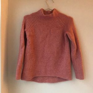 Madewell pink cozy sweater. Size: XS